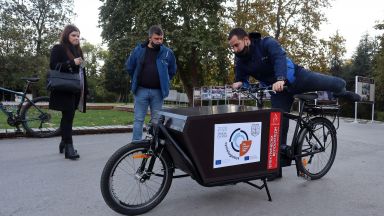 Пуснаха шест електрически товарни велосипеди за временно безплатно ползване на
