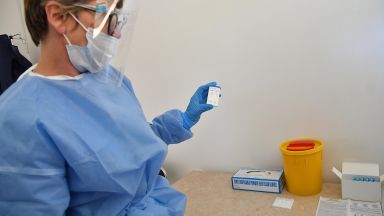 Проф. Сербезова поиска НЗОК да плаща бързите антигенни тестове за COVID-19