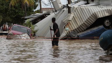 Най малко двайсетина души са загинали в Мексико вследствие на наводненията