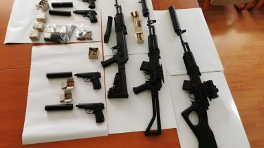 Специализираната прокуратура привлече към наказателна отговорност пет лица сред които