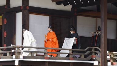 Япония обяви за престолонаследник 54 годишния принц Фумихито година и половина