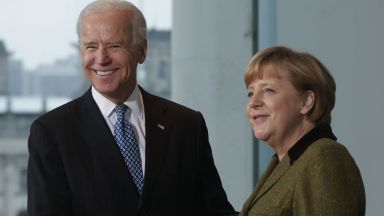 Канцлерът Ангела Меркел увери че Германия е готова да се