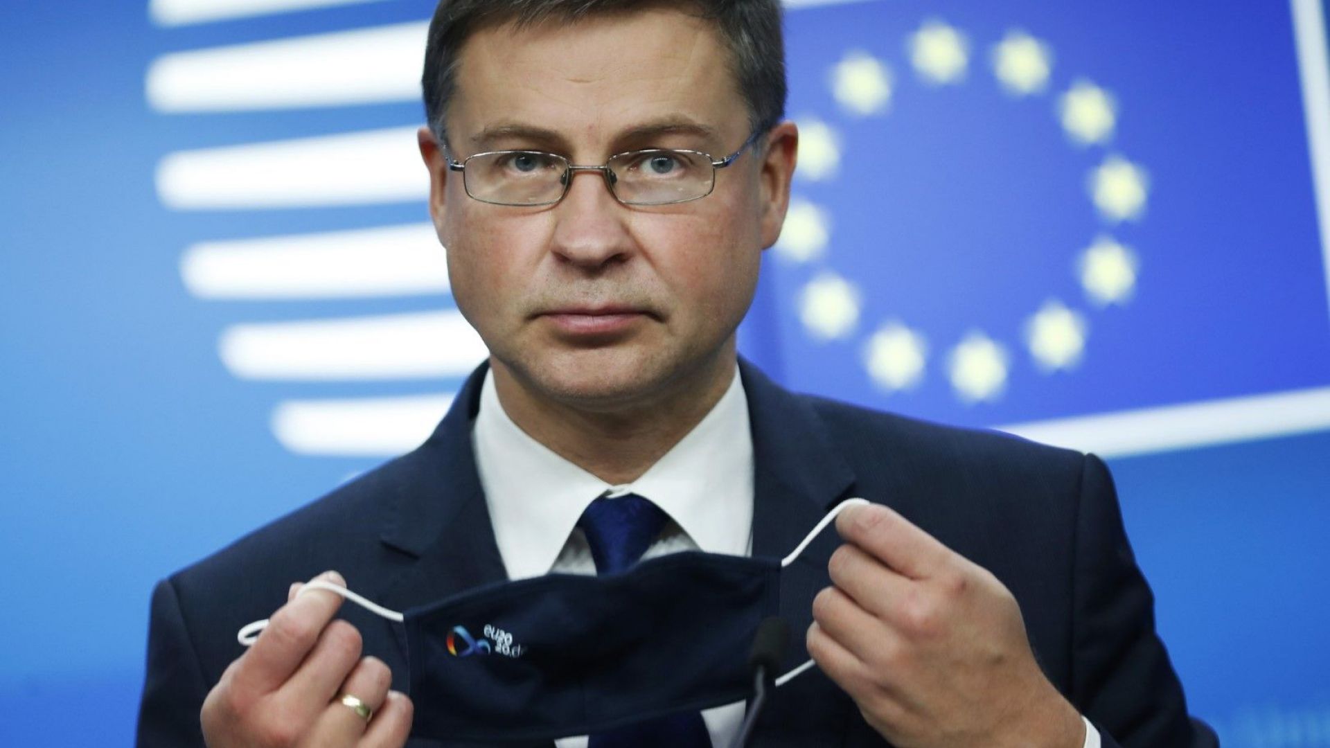 Брюксел потвърди, че ЕС работи за налагане на петролно ембарго на Русия