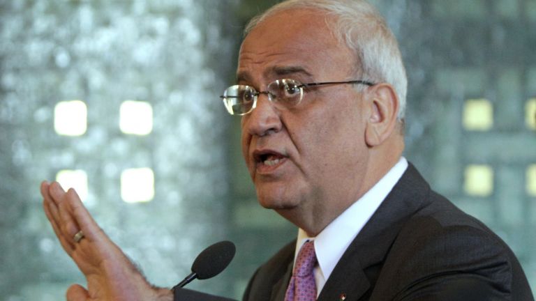 Палестинският главен преговарящ с Израел Саеб Ерекат почина днес, след