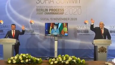 Меркел към Борисов и Заев след срещата за Западните Балкани: Разберете се!