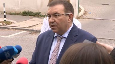 Доц Атанас Мангъров се включва в битката с коронавируса съобщи