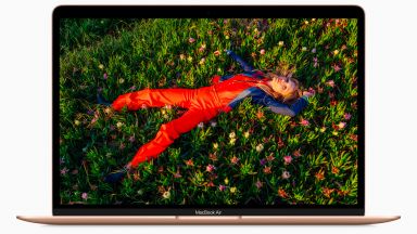Apple проучва възможността за производство на MacBook в Тайланд