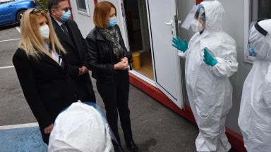 В 10 поликлиники в София ще има COVID кабинети Те ще