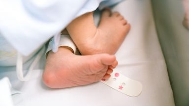 Момченце родено преди по малко от три месеца в Акушеро гинекологичния комплекс