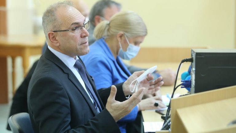 Служебният министър на здравеопазването д-р Стойчо Кацаров е наредил нефрологът
