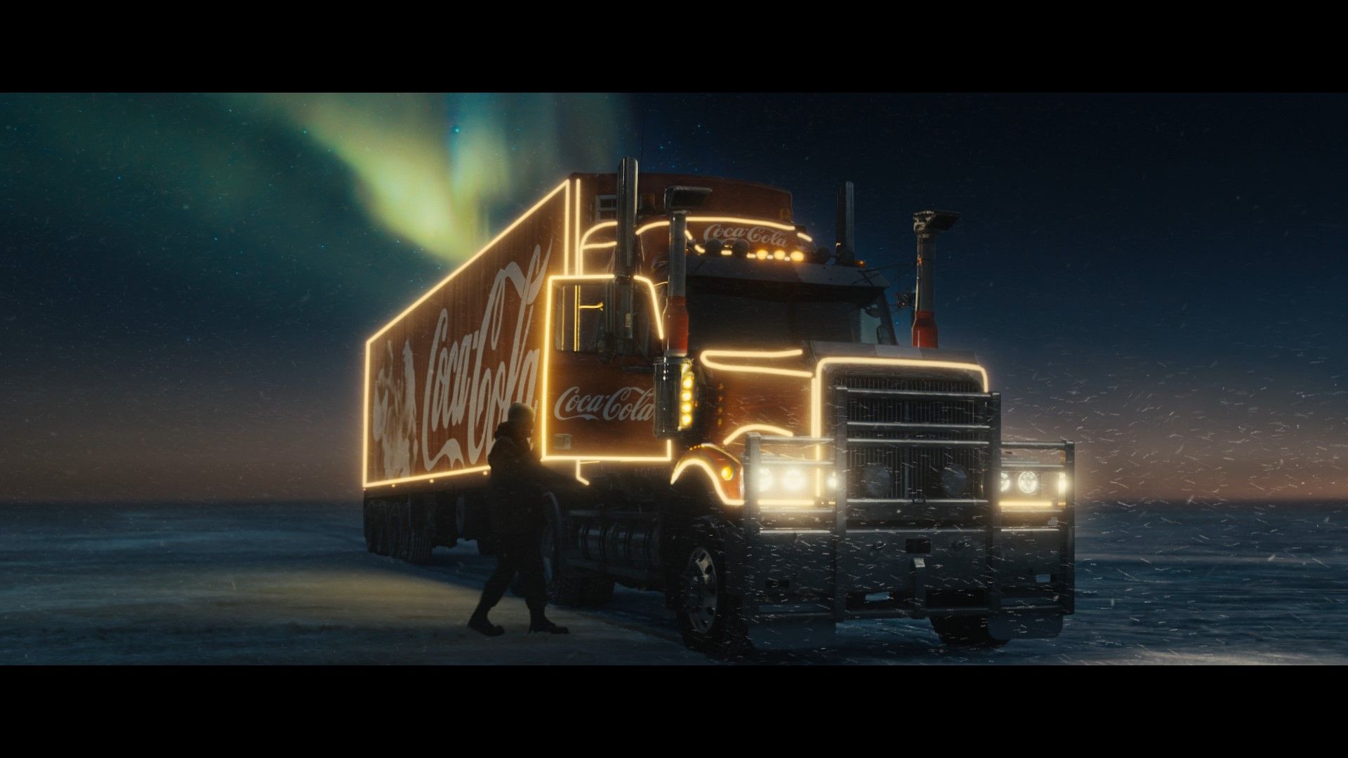 Носителят на Оскар Тайка Уайтити стои зад новата Коледна кампания на Coca-Cola
