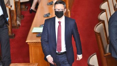 БСП за България поиска министър председателя Бойко Борисов да дойде днес