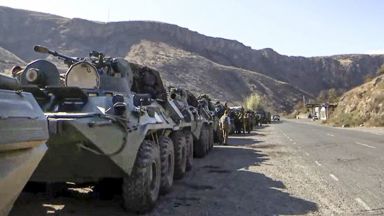 Войници от руския миротворчески контингент пристигнаха тази сутрин в столицата