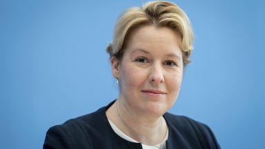 Германският министър по въпросите на семейството възрастните хора жените и
