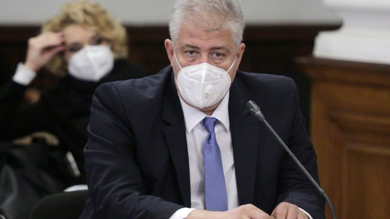 Аз съм изненадан, разбрах го от медиите от прессъобщение, в