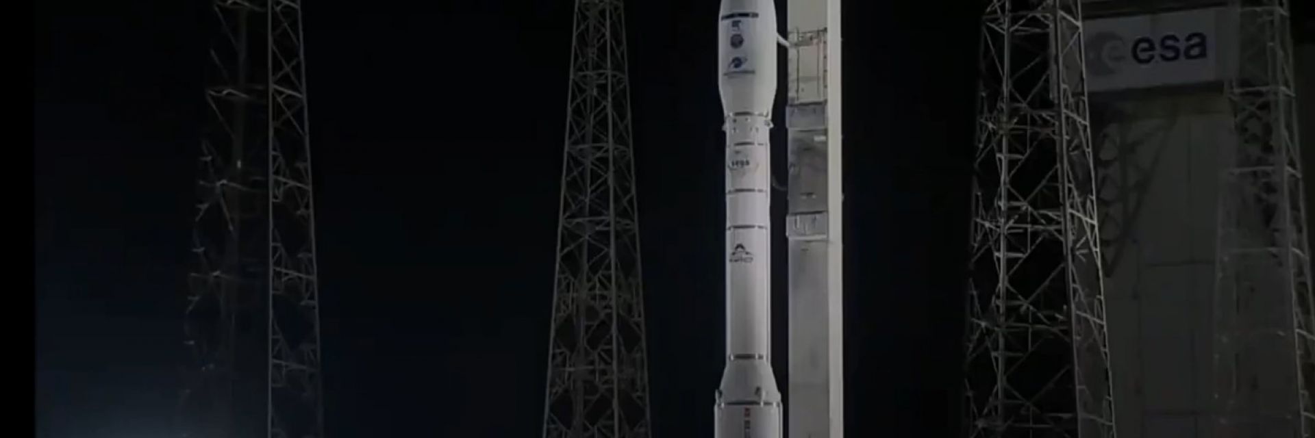 Мисията на европейската ракета носител Вега се провали (видео)