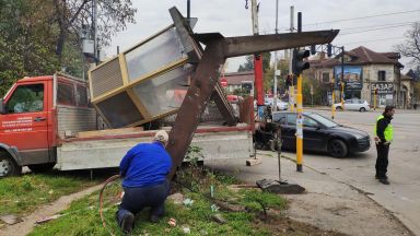 От днес започва демонтаж на старите полицейски будки в София