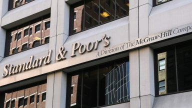 S&P анулира рейтингите на руските компании