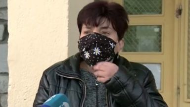 Преподавателката по български език от училище Неофит Рилски в разложкото