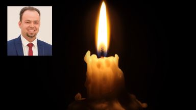 33 годишният преподавател по английски език в ОУ Гео Милев в