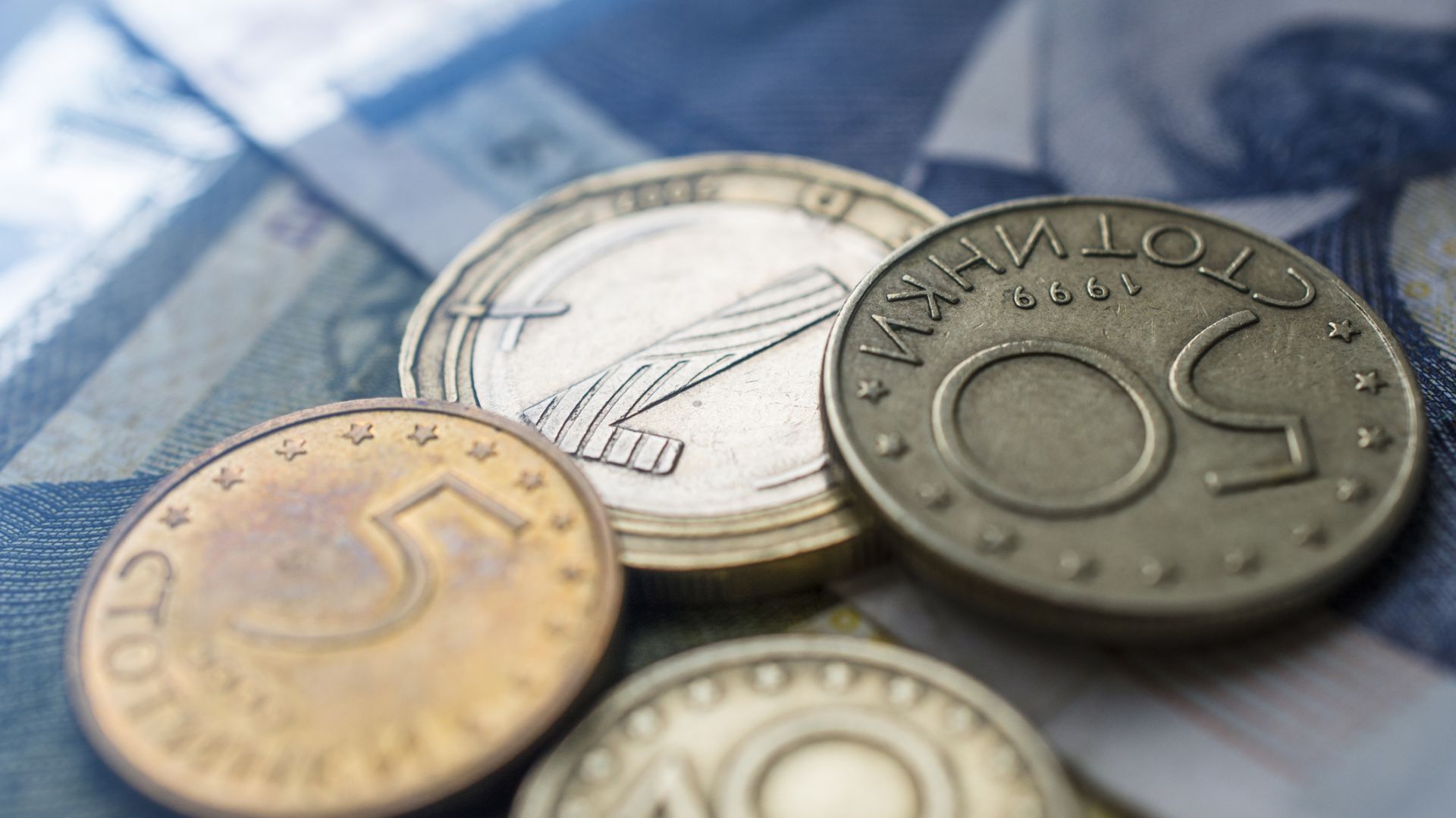  Фалшифицират се все повече монети отколкото банкноти
