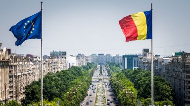Румънските управници обещават средна нетна заплата от 1000 евро през 2024-а