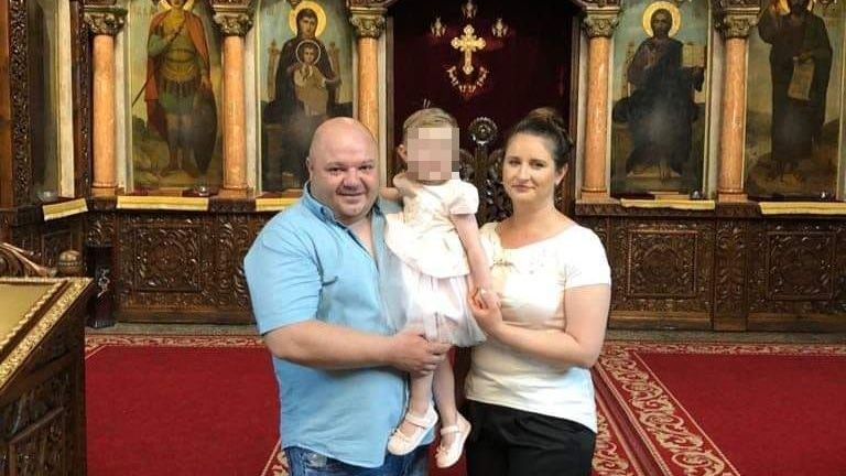 Майката от Сандански, задържана за смъртта на двете й деца,