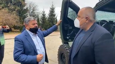 Всички заводи продължават да се разширяват въпреки че пандемията ни