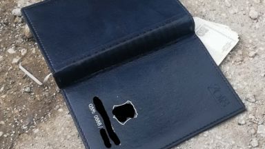 Инспектор от Регионална дирекция Пожарна безопасност и защита на населението