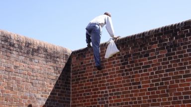 69 има затворници са избягали днес от затвор в Бейрут Десетки от