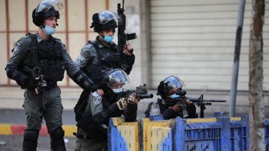 Израелският премиер Бенямин Нетаняху вчера тайно е посетил Саудитска Арабия