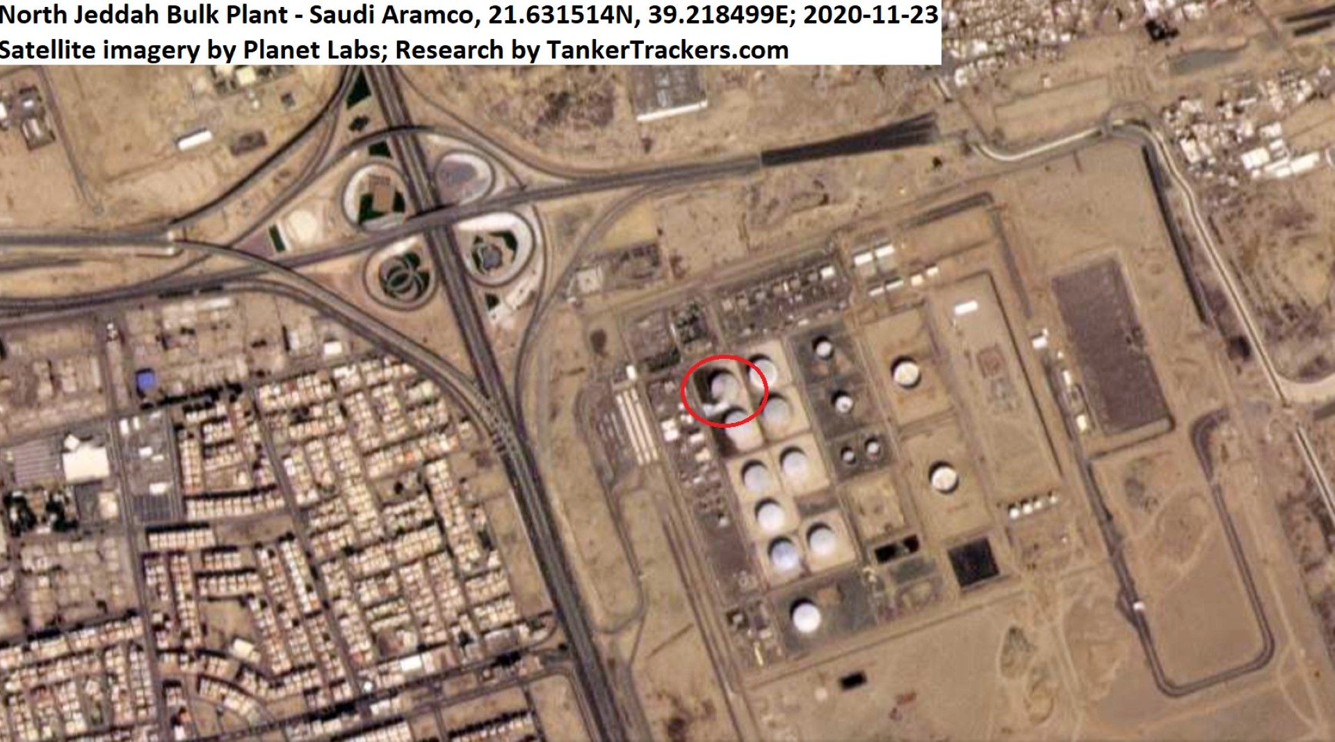 На снимката е отбелязано попадението на хусите срещу петролната инсталация на Арамко в саудитския град Джеда