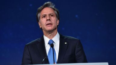 Държавният департамент на САЩ затваря американското посолство в Беларус и