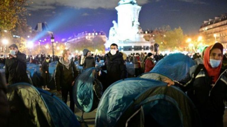 Френският вътрешен министър Жералд Дарманен съобщи, че започва разследване на