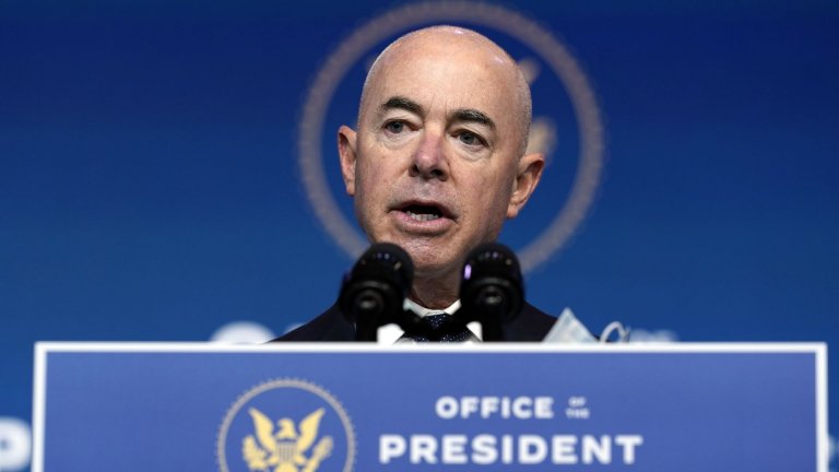 Алехандро Майоркас, който в понеделник бе избран от Джо Байдън