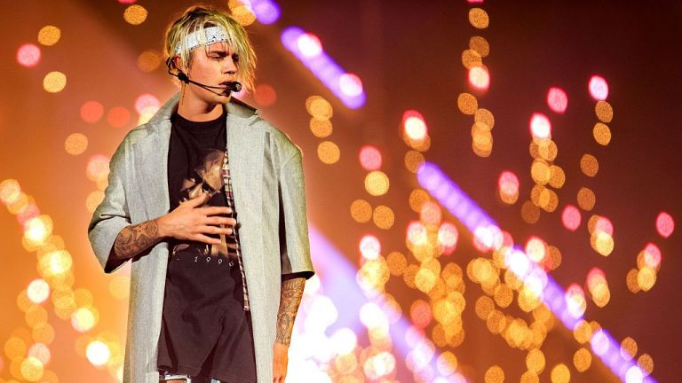 "Apple Music" обяви топ песните на 2022 г.