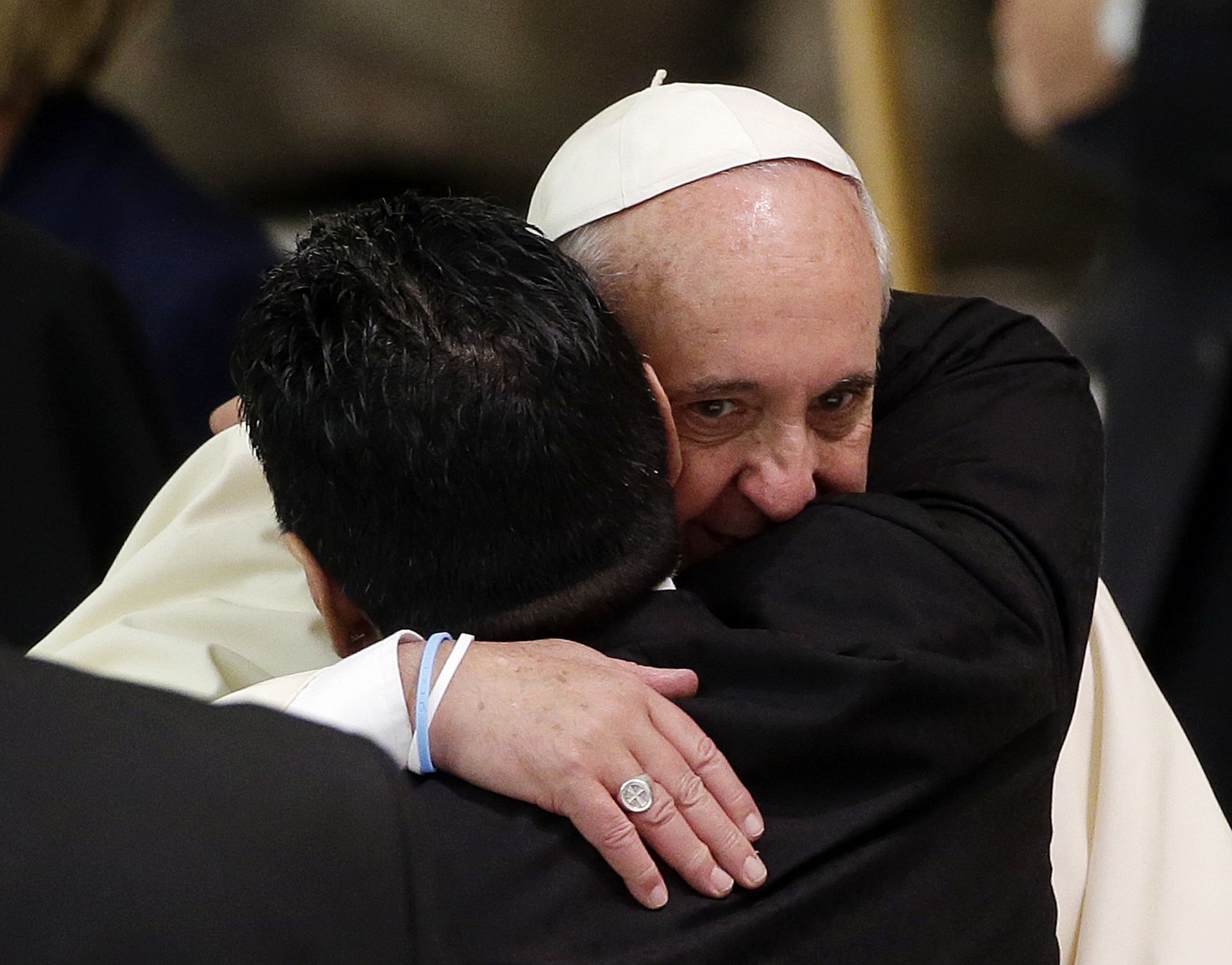 Диего Марадона и папата през 2014 година във Ватикана