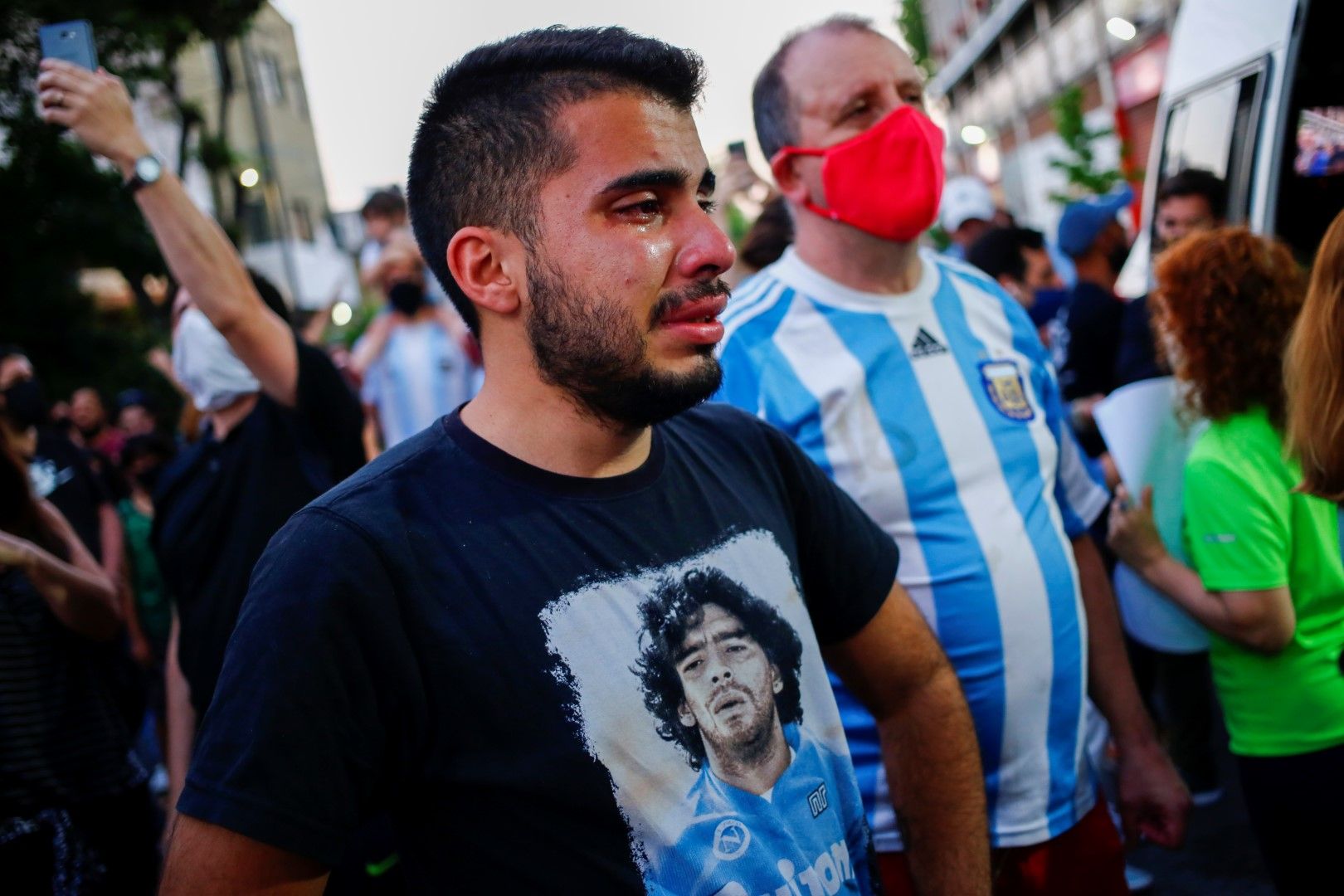 Буенос Айрес, нощта след новината за смъртта на Марадона