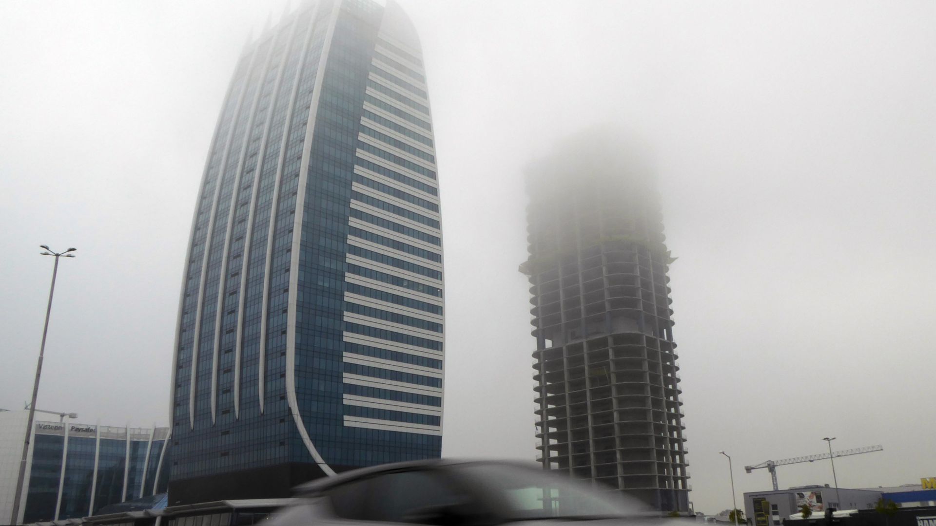 Отново мръсен въздух и мъгла в София, буферните паркинги са безплатни