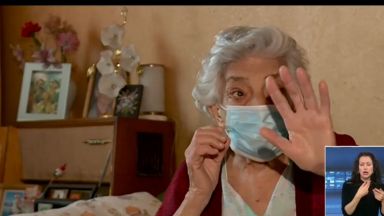 16 годишна криминално проявена преби и ограби 86 годишна жена пред банкомат