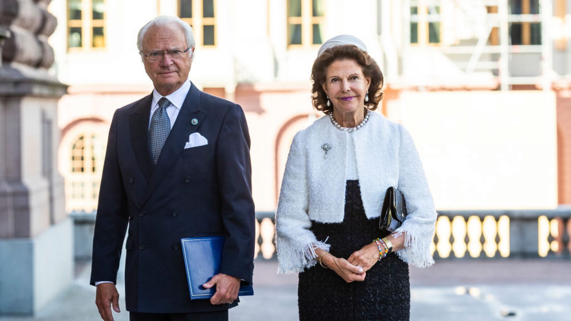 Кралят и кралицата на Швеция са с отрицателни тестове за Covid-19