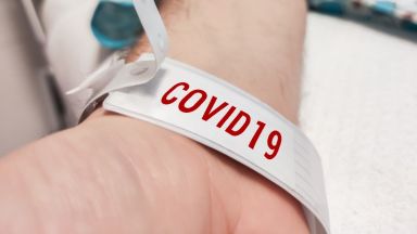 Децата са по-податливи на новия щам на коронавируса