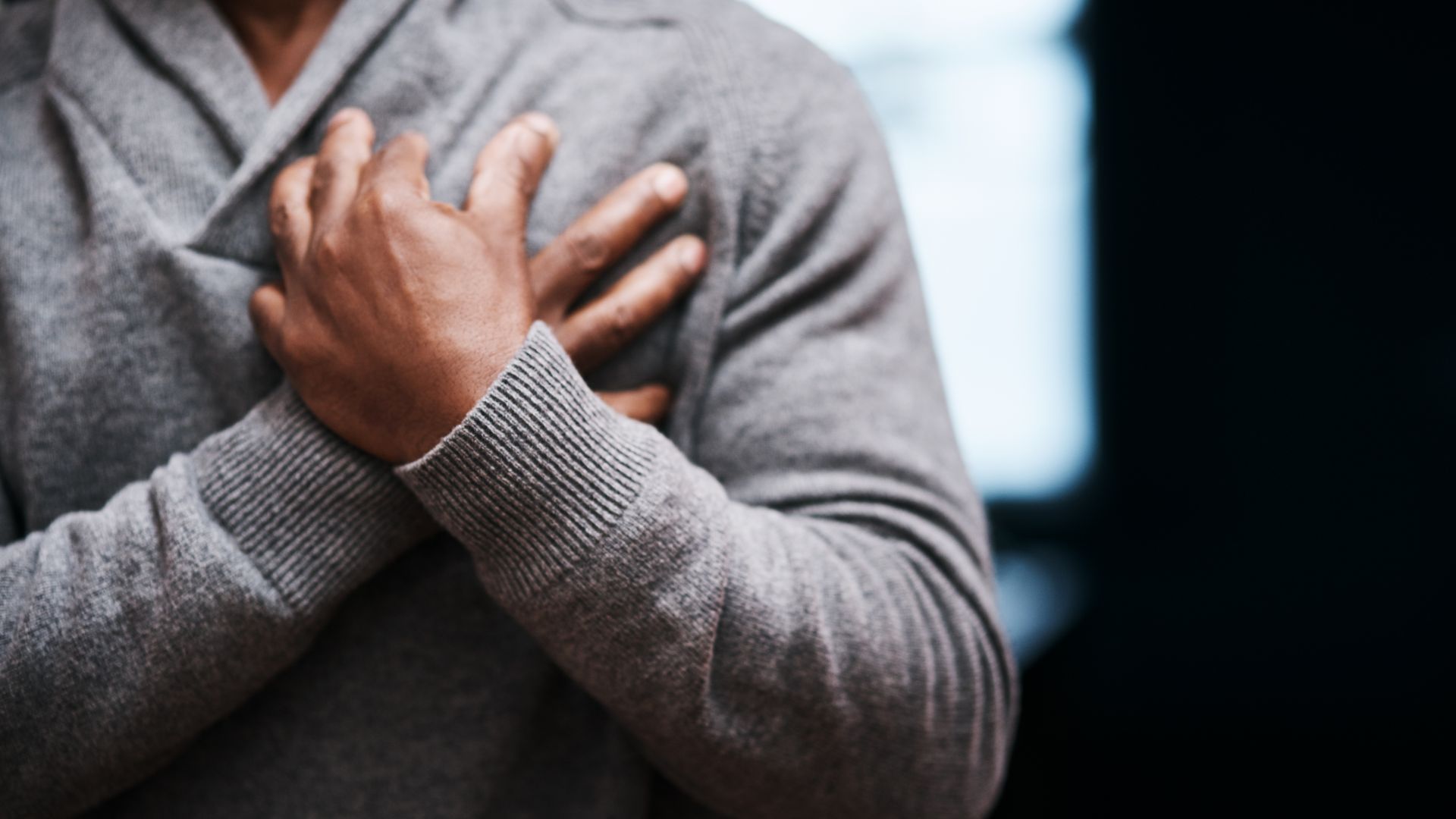 Онлайн кардио преглед спаси мъж от инфаркт в самолета