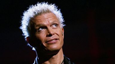 Били Айдъл: Едва не умрях след свръхдоза хероин 