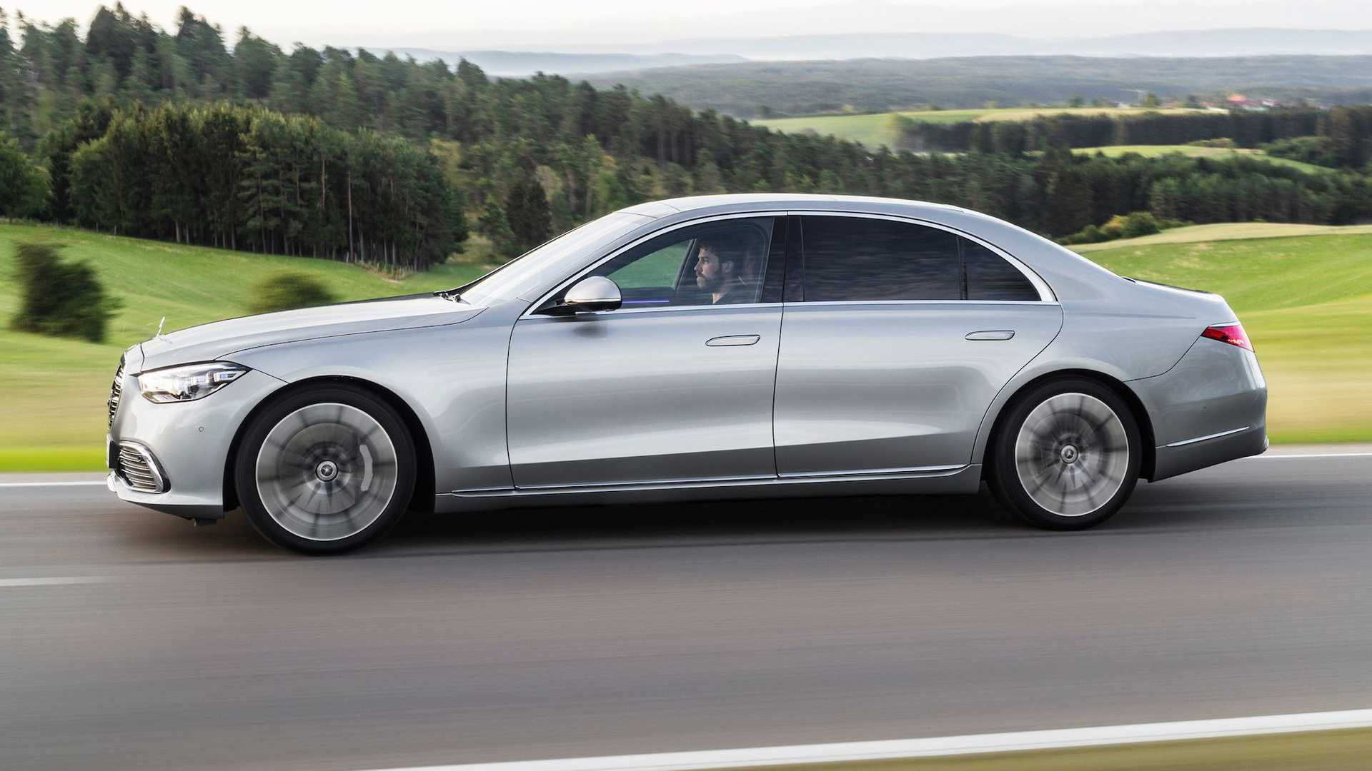 Mercedes доволни от повишеното търсене на луксозни коли