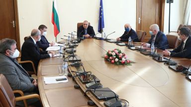 Министърът на здравеопазването Костадин Ангелов и главният държавен здравен инспектор