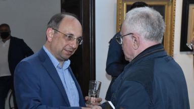 Николай Василев: Такова голямо раздаване на пари е безобразие