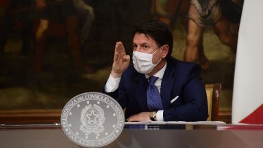 Италианският премиер Джузепе Конте описа детайлно какви ще са ограничителните