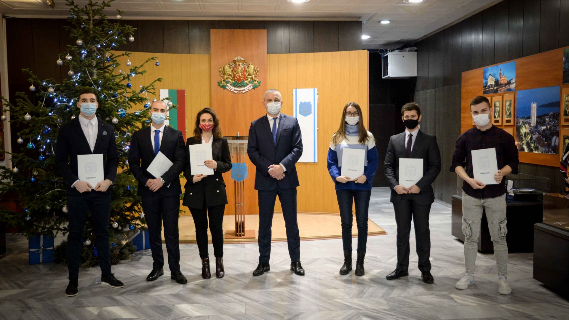 Кметът Портних награди най-добрите студенти във Варна