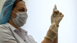 Първи инцидент с ваксината на "Модерна": Лекар от Бостън с остра алергична реакция